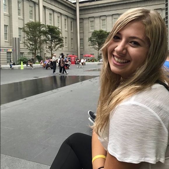 Meet your Posher, Rose - Picture 3 of 3